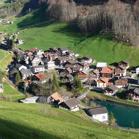 Ferienwohnung Ob Vierwaldsaettersee イゼンタール エクステリア 写真