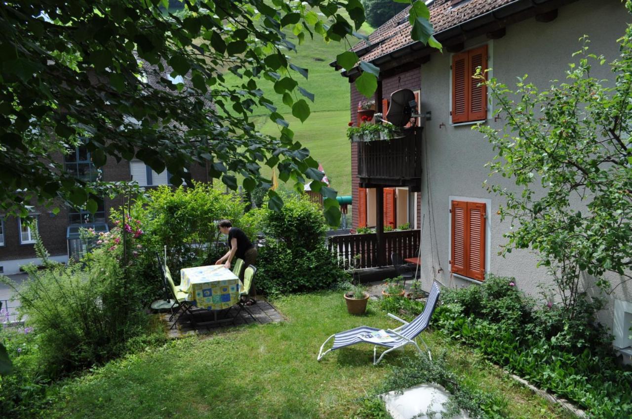Ferienwohnung Ob Vierwaldsaettersee イゼンタール エクステリア 写真